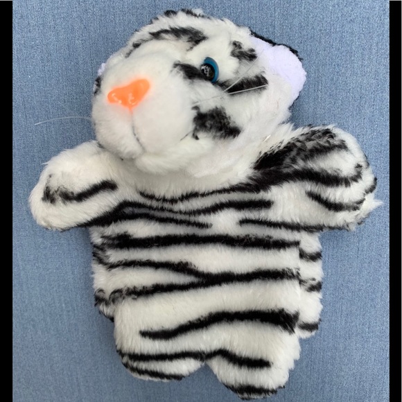 White Tiger Animal Hand Puppet Toy (Gift with Purchase) - Picture 9 of 9